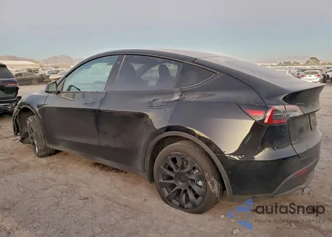 2022 Tesla Model Y z USA, uszkodzony, nr VIN 7SAYGDEE1NF341879